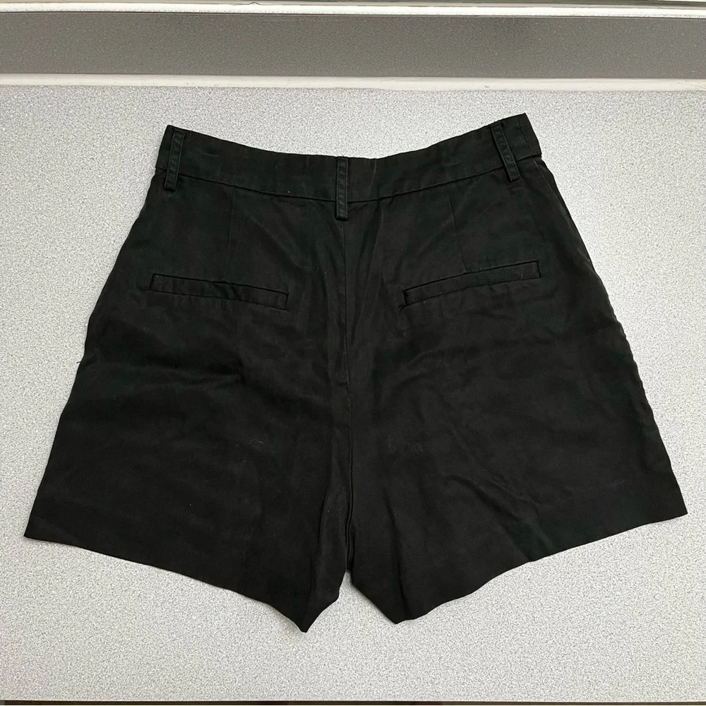 Reformation Mason Shorts - Picture 4 of 5
